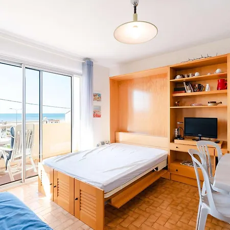 A 20m De La Avec Balcon Et Parking A Narbonne-plage - Fr-1-409-140
