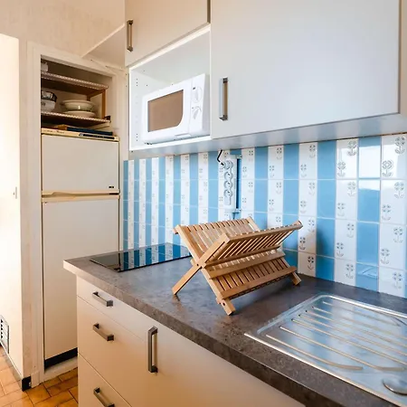 Apartament A 20m De La Avec Balcon Et Parking A Narbonne-plage - Fr-1-409-140 Narbona